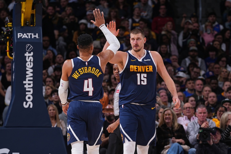 TA报道4-3-3阵型：起源于荷兰全攻全守，如今阵型界限已模糊（TA解读4-3-3：源自荷兰全攻全守，现代阵型边界愈加模糊）