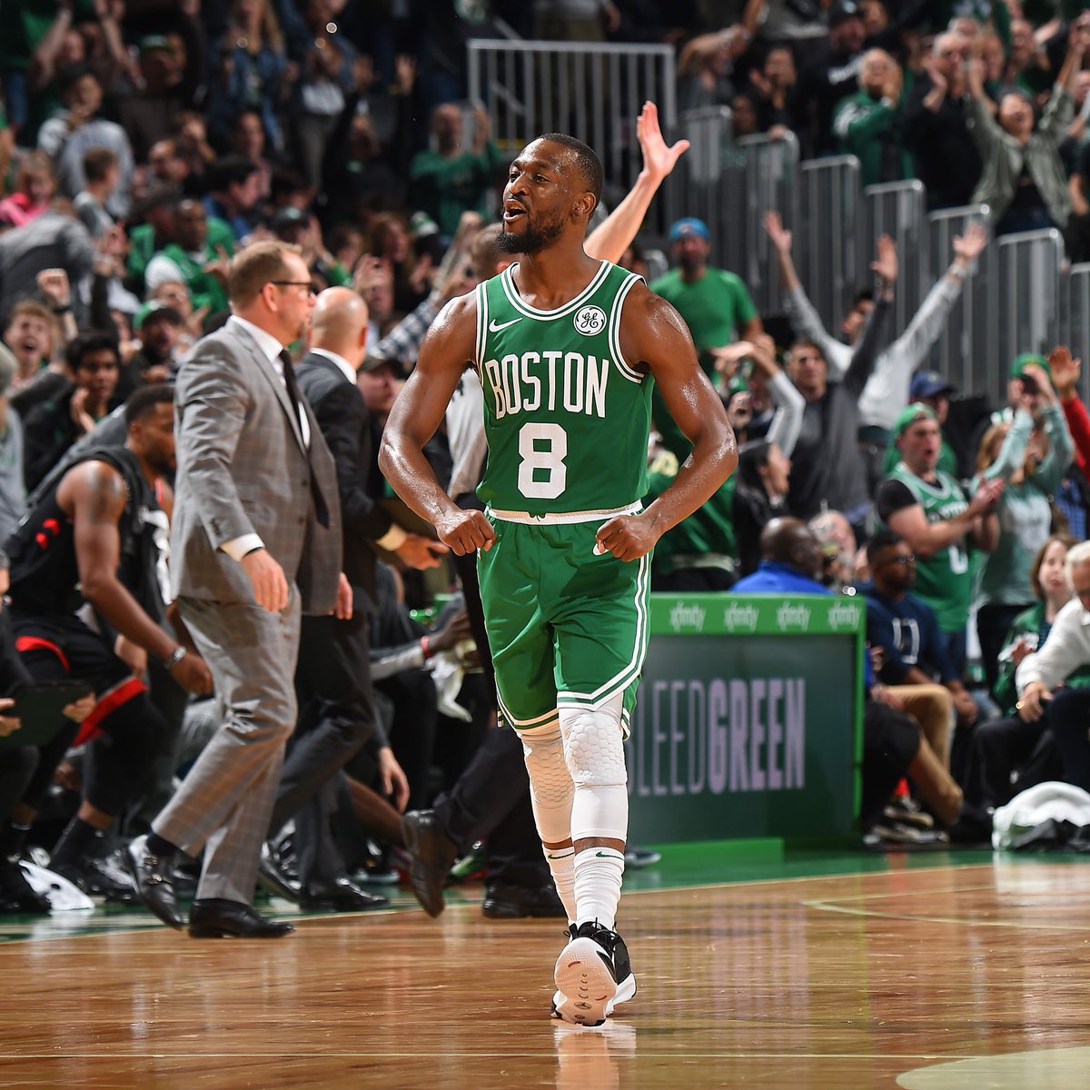 姆希塔良：比赛应该是平局，但主裁决定判罚一粒不存在的点球（姆希塔良：本场本应战平，主裁却判了一个不存在的点球）