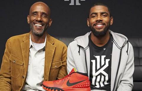 湖人浓眉哥篮下统治球队获胜（浓眉哥内线称霸助湖人取胜）