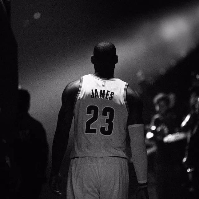 科尔：爱德华兹缺席不会让我们松懈，我们还没资格说那种话（科尔：即使爱德华兹缺阵我们也不会松懈，我们还没到能那样说话的程度）