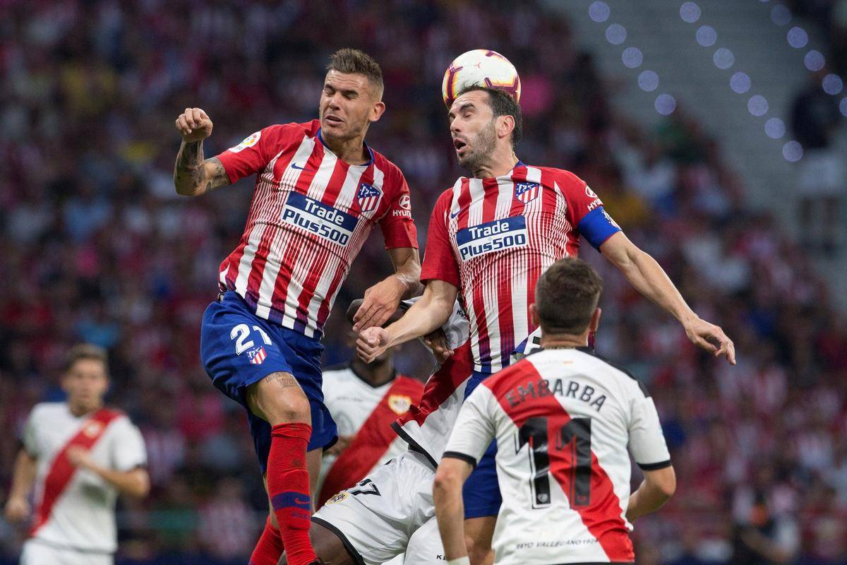 湖人浓眉哥篮下统治球队获胜（浓眉统治内线助湖人取胜）