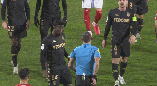 法新社：追讨5500万欧，姆巴佩将在明天与大巴黎对薄公堂（法新社：为索回5500万欧，姆巴佩明日将与巴黎圣日耳曼对簿公堂）