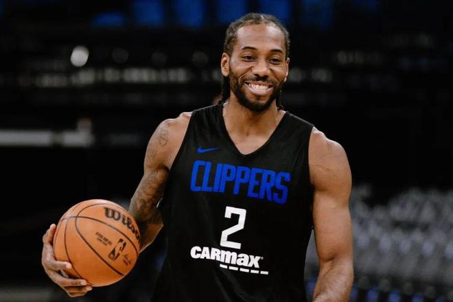 主帅赛后直言表现不达标（主教练赛后坦言球队发挥未达预期）