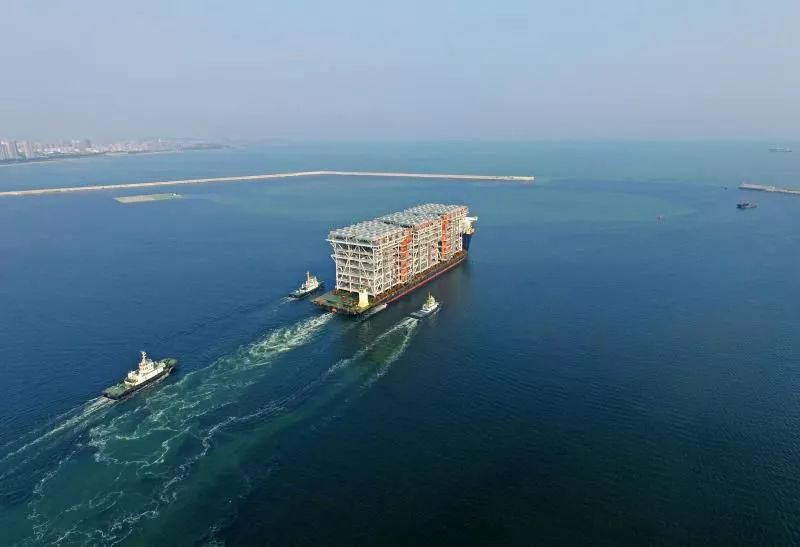 半场战报：尤文2-1卡利亚里，伊尔迪兹双响，弗拉霍维奇伤退（半场尤文2-1卡利亚里：伊尔迪兹梅开二度，弗拉霍维奇因伤离场）