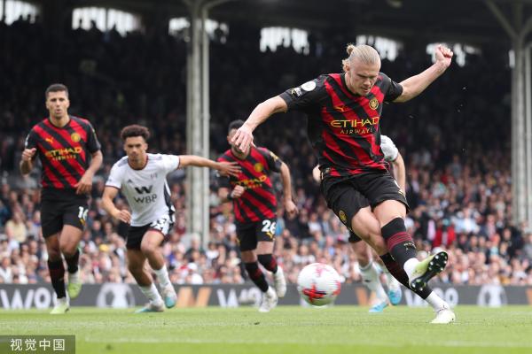 邮报：至少12家俱乐部想租梅努，但球员仍优先考虑那不勒斯（邮报：至少12队想租借梅努，球员仍将那不勒斯列为首选）