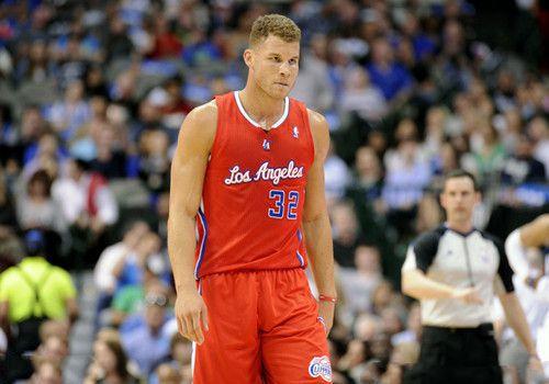 WTA1000迈阿密双打:张帅/梅尔滕斯组合1-2输球,止步8强.