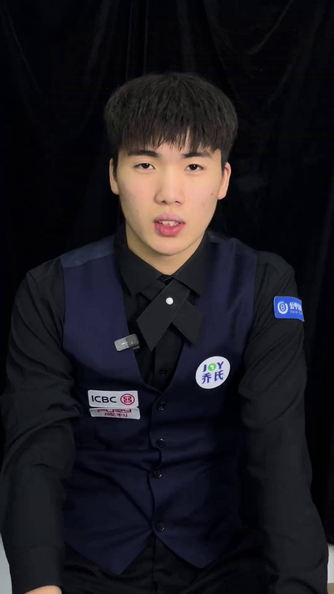 一亿美元的 一亿美元的